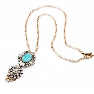 Pendant Necklace Rhinestone & Resin Vintage Style